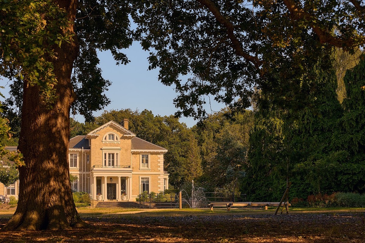 Hallmark Esher Residences Luxury Care Home
