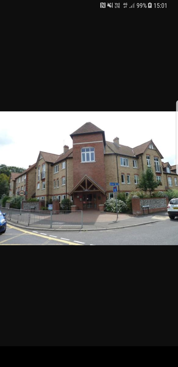 Hanbury Court