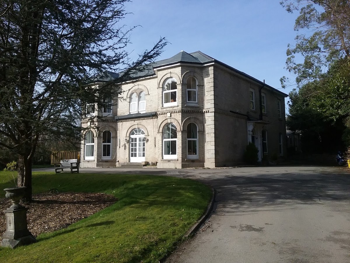 Hendra Court