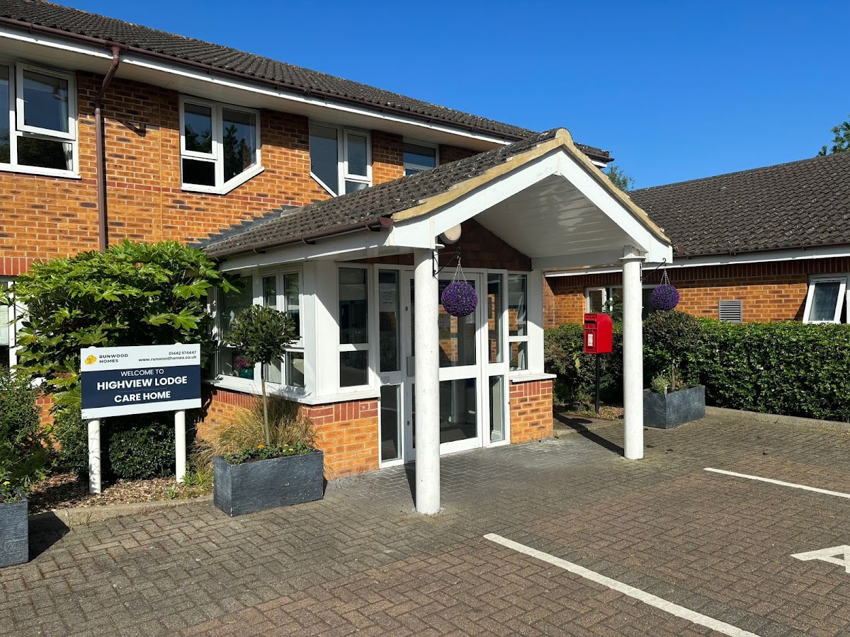 Highview Lodge Care Home | Runwood Homes Senior Living