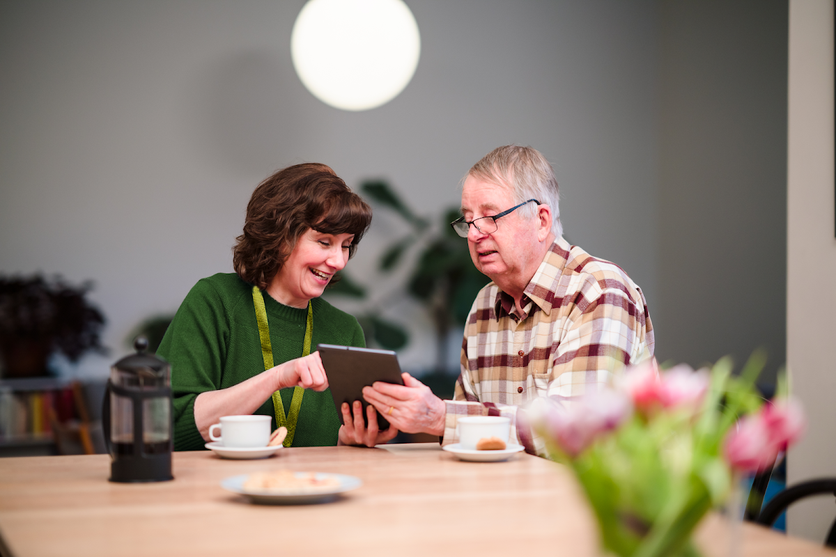 Home Instead Godalming | Home Care & Live-in Care