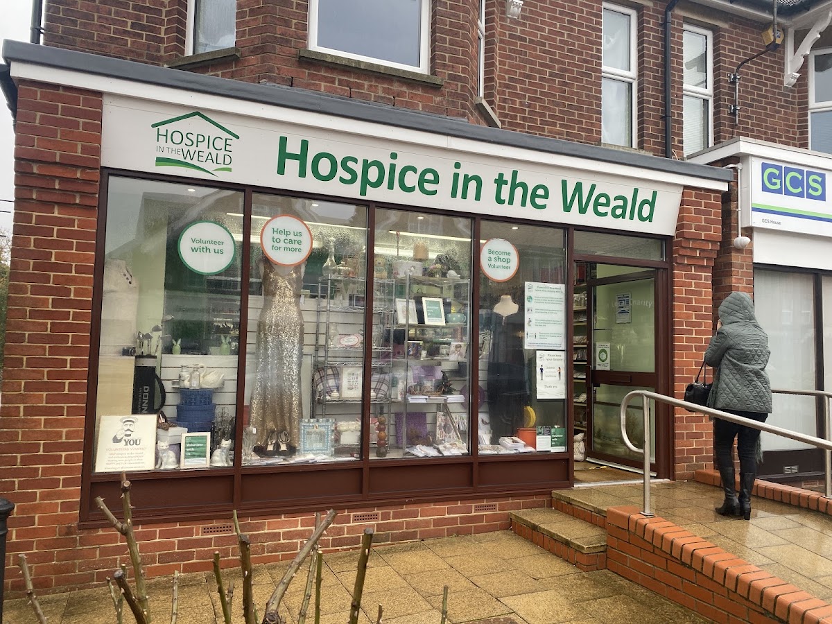 Hospice in the Weald – Heathfield Charity Shop