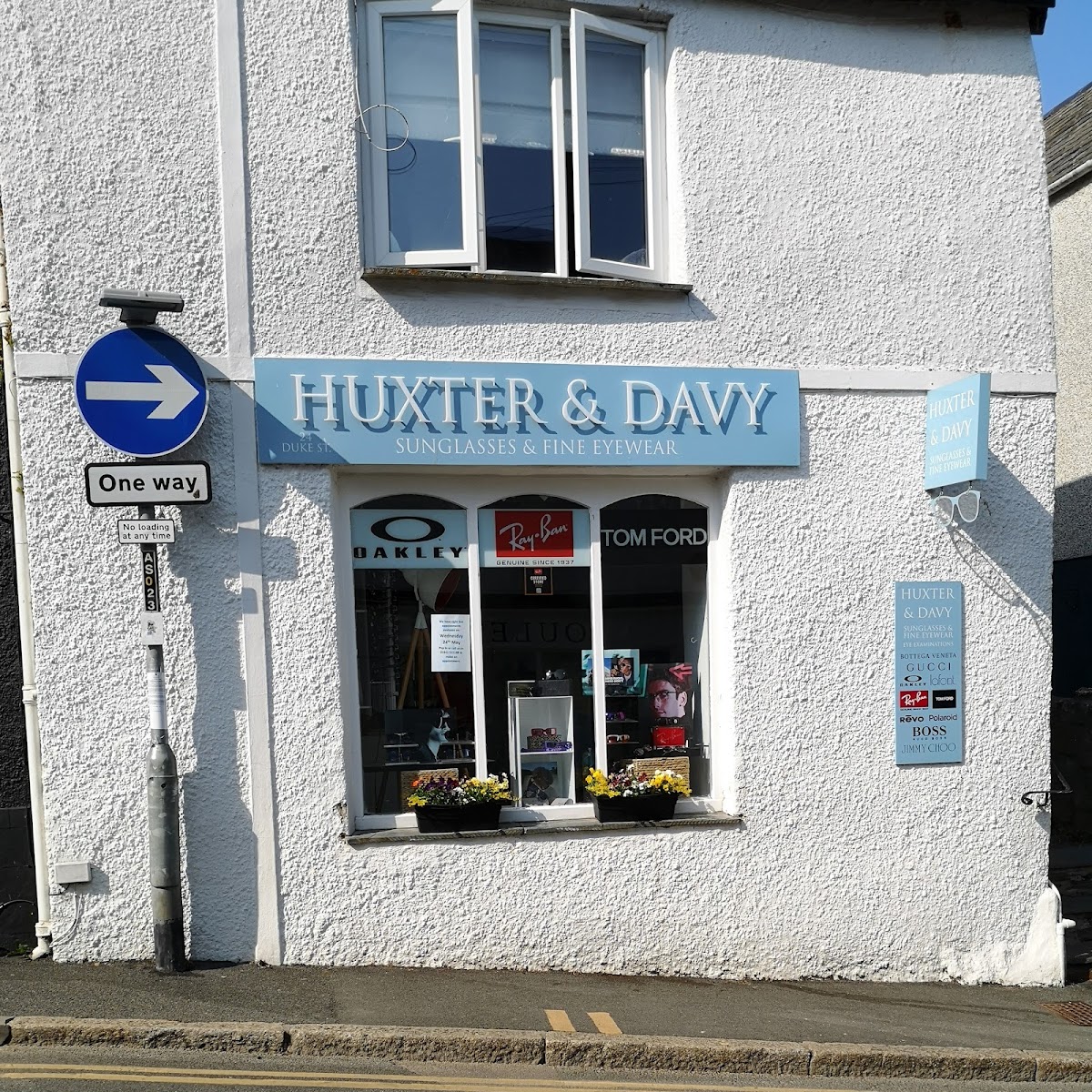 Huxter & Davy Opticians