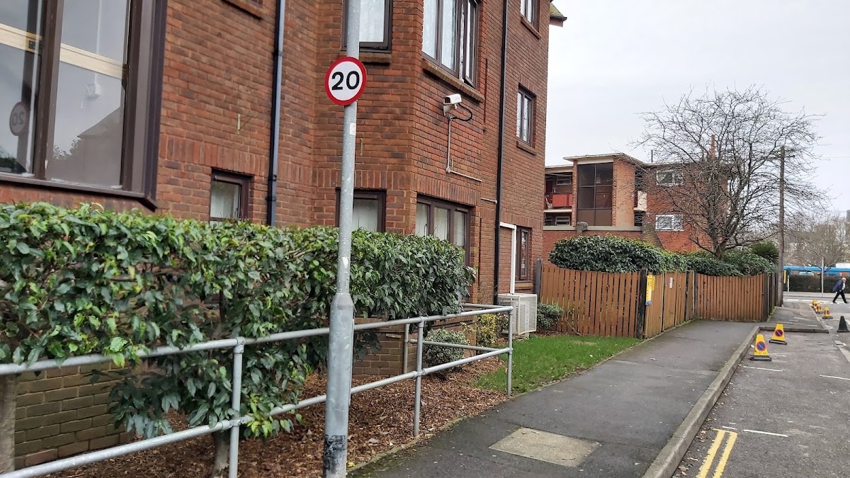 Ian Gibson Court