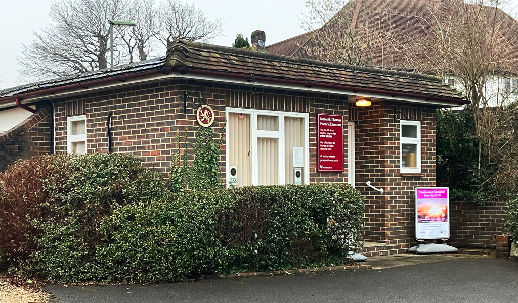 James & Thomas Funeral Directors