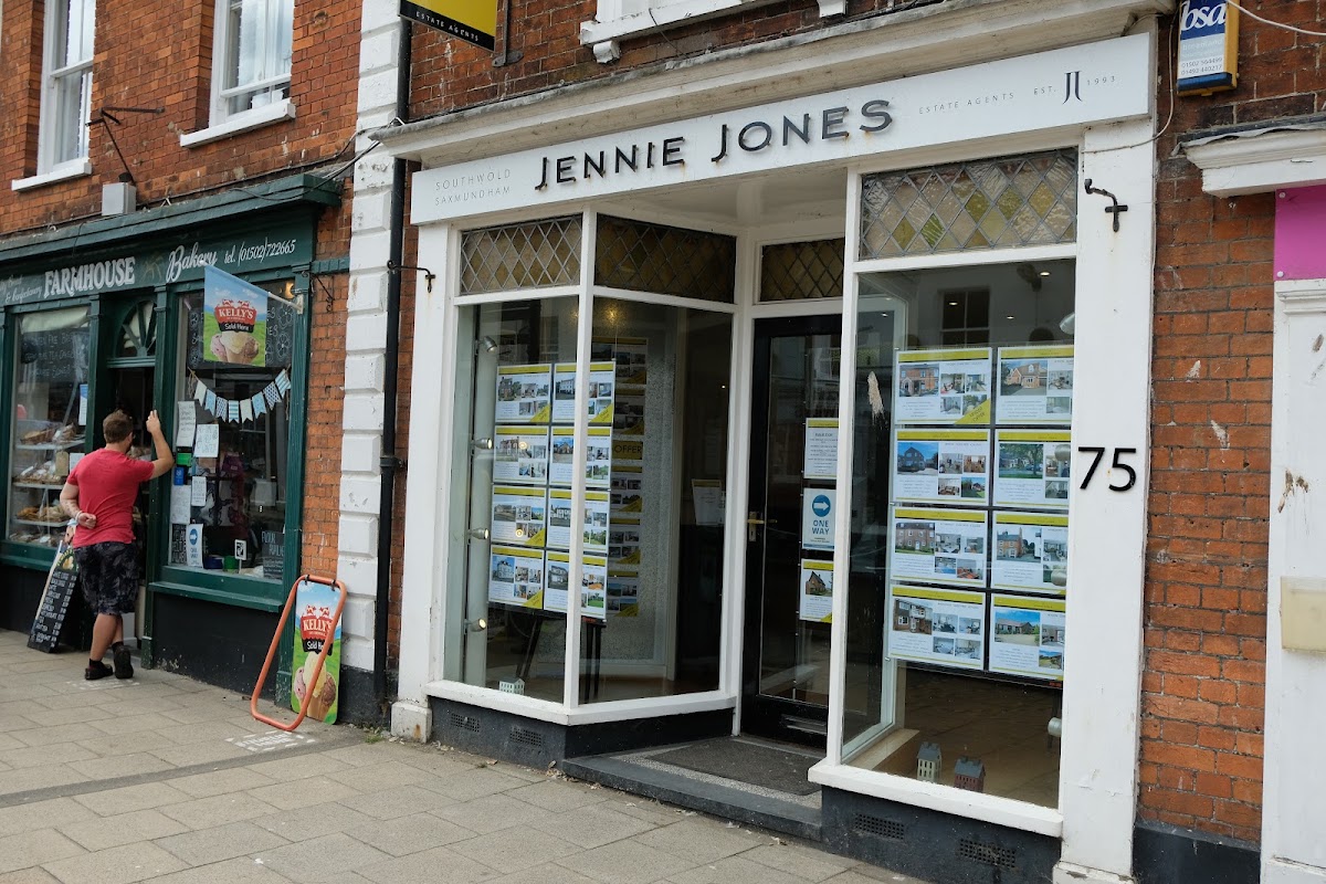 Jones Jennie