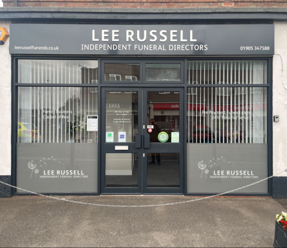 Lee Russell Independent Funeral Directors