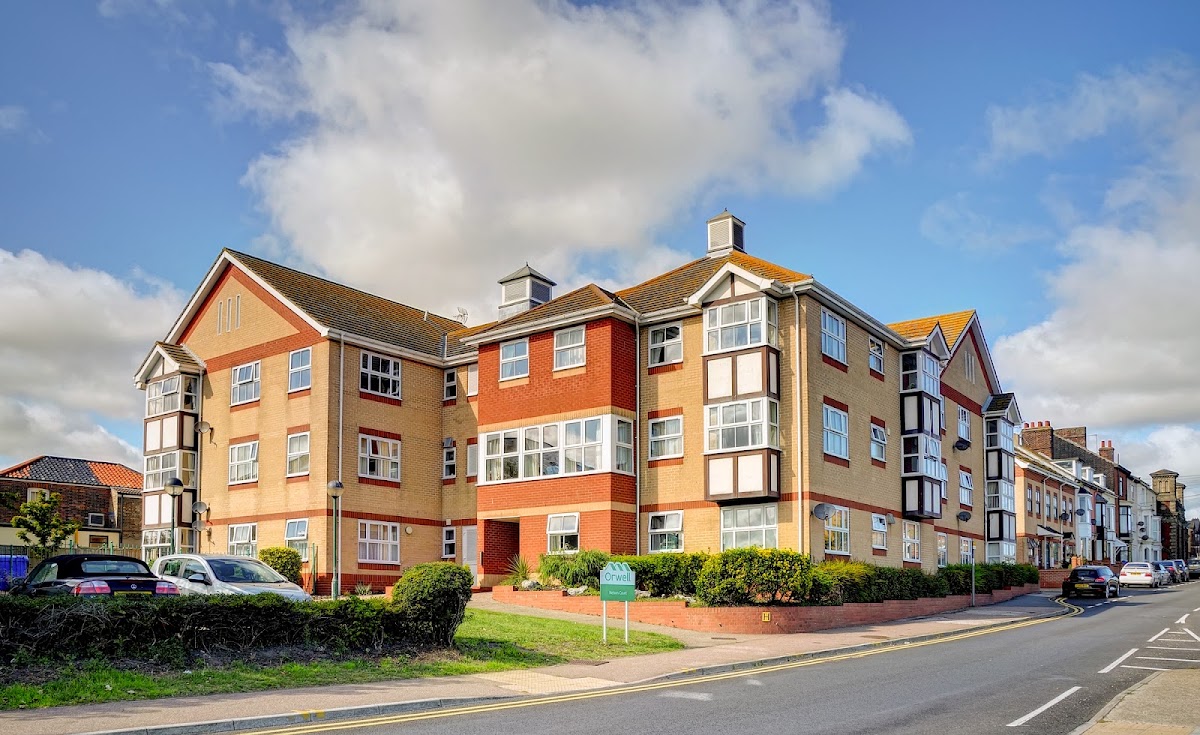 Nelson Court