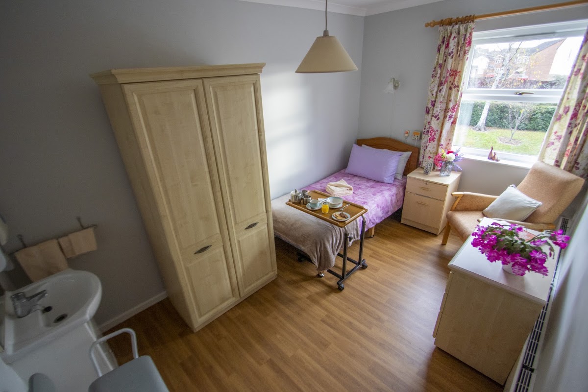 Orchard House Care Home – Shaw Healthcare