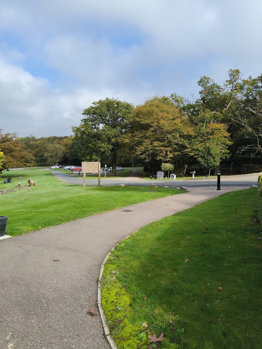 Parndon Wood Cemetery & Crematorium