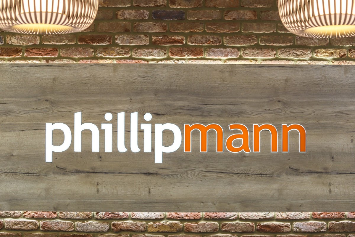 Phillip Mann