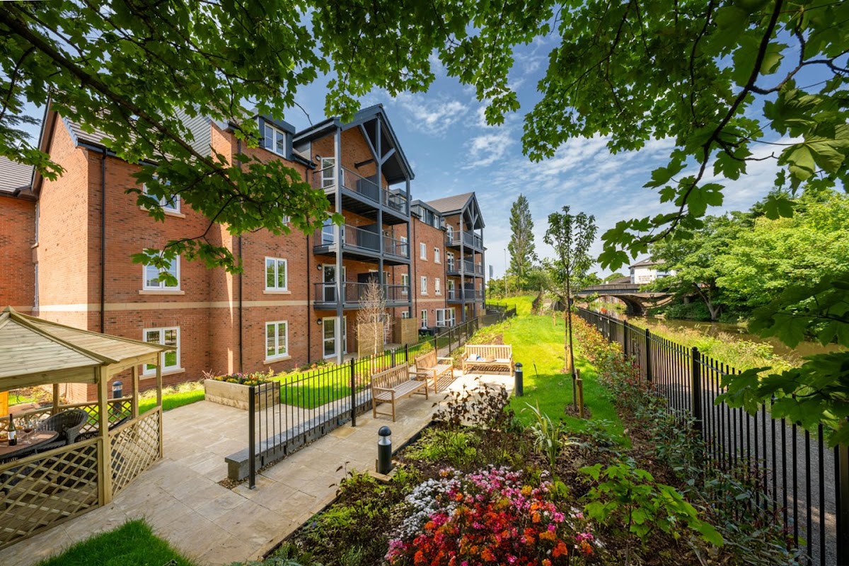 Poppy Grange – Retirement Living – McCarthy & Stone