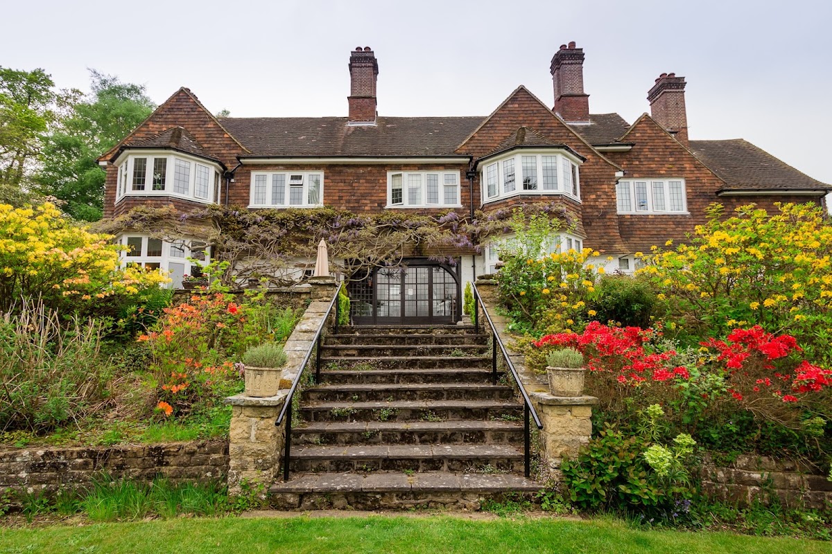 Redcot Care Home – Friends of the Elderly