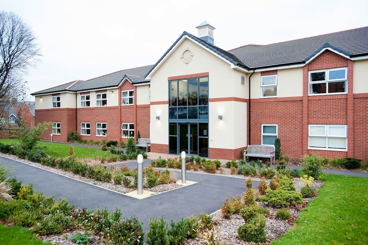 Redhill Court Residential Care Home – Sanctuary Care