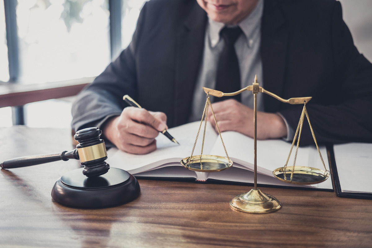 Seymours + Solicitors
