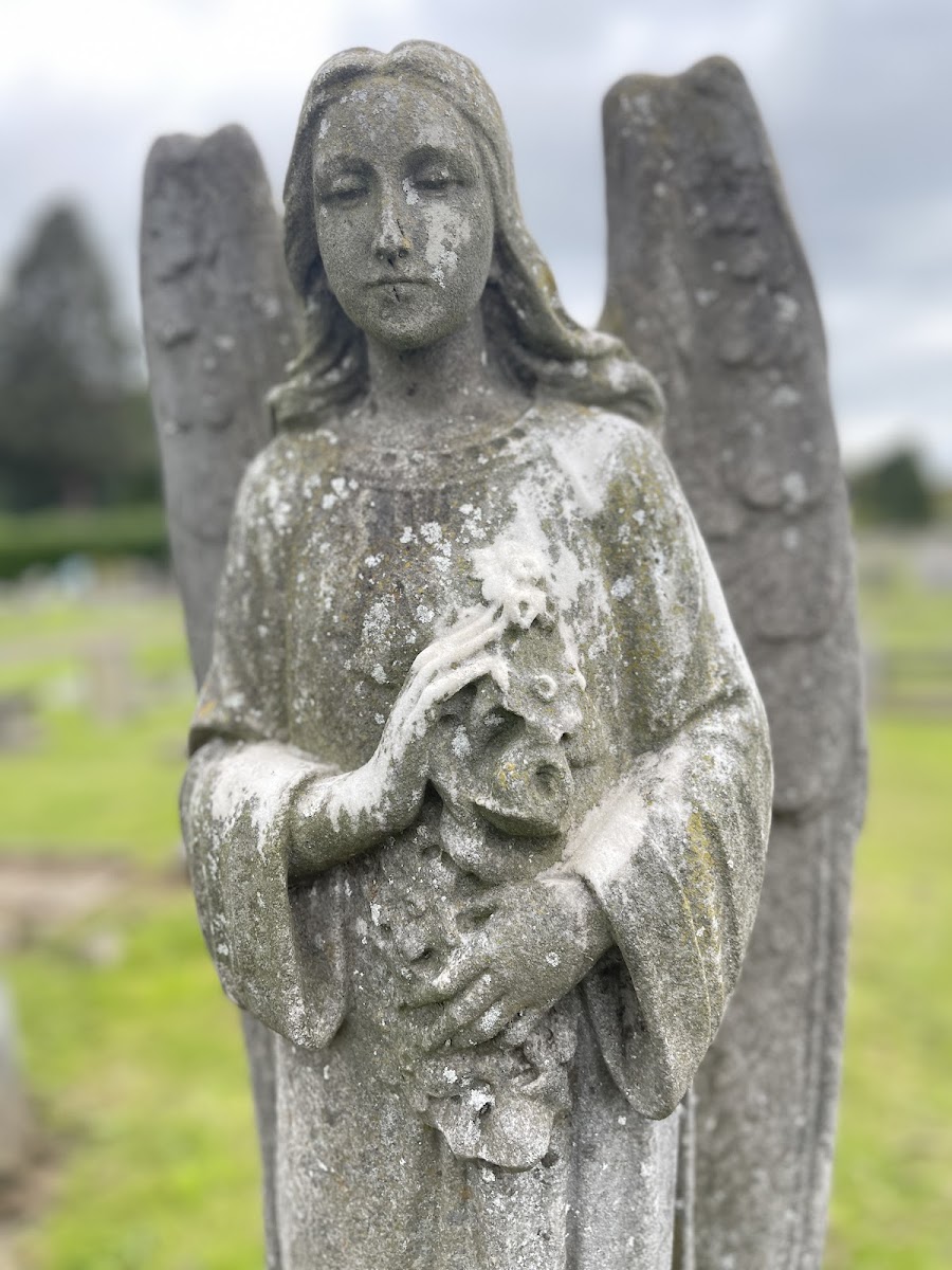 Slough Cemetery & Crematorium