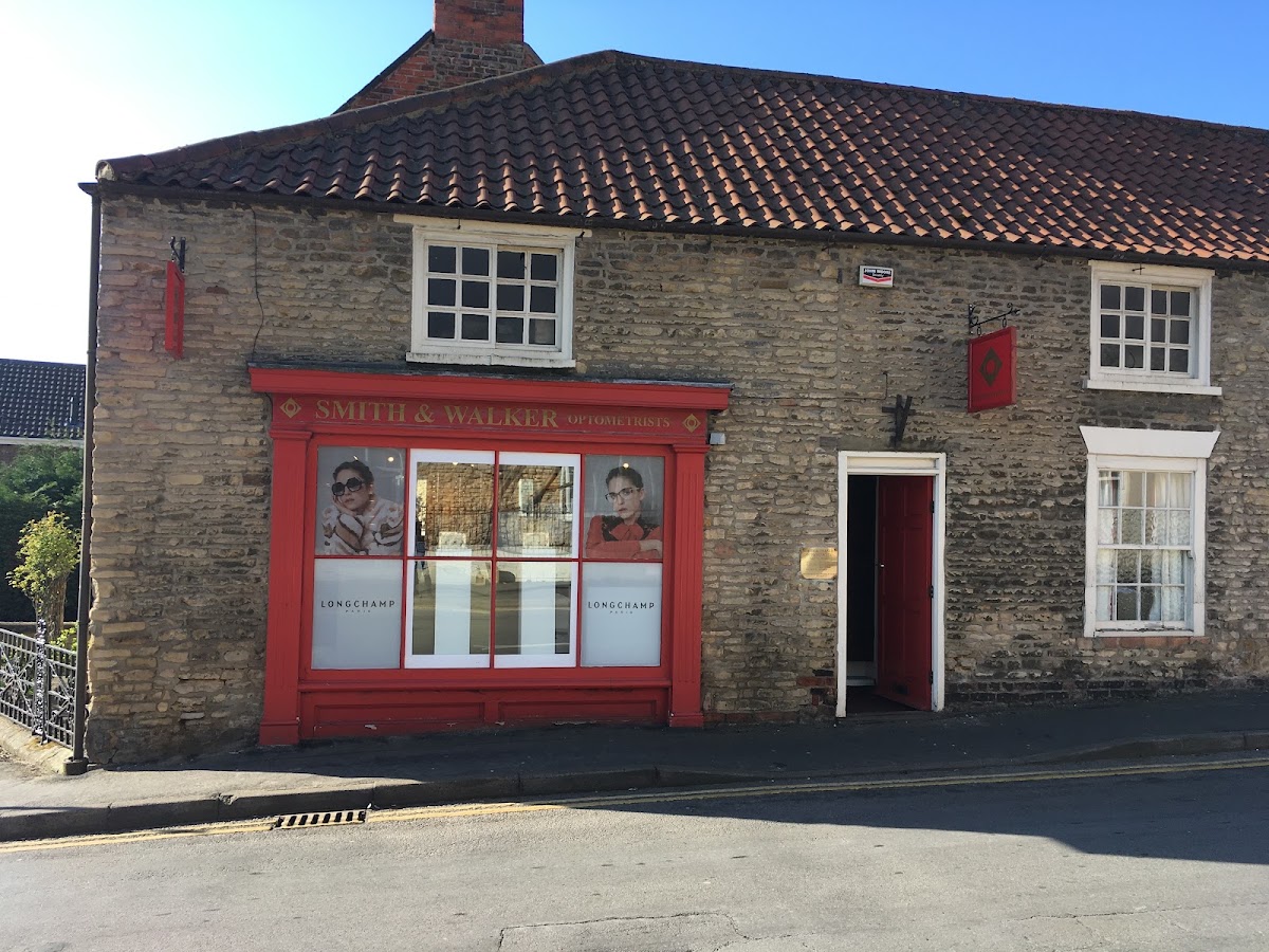 Smith & Walker (Optometrist) Ltd