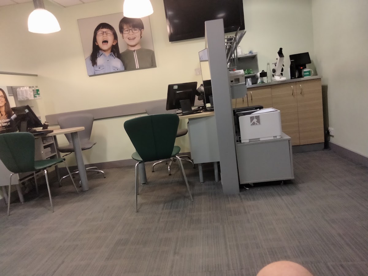 Specsavers Opticians – Dorking