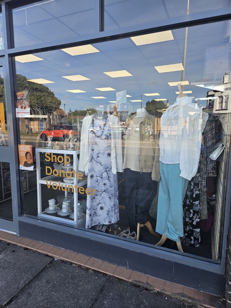 St Helena Shop – Old Road, Clacton
