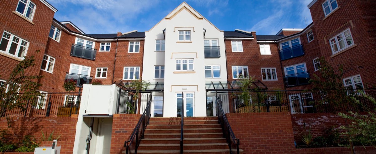 Stiperstones Court – Retirement Living PLUS – McCarthy & Stone