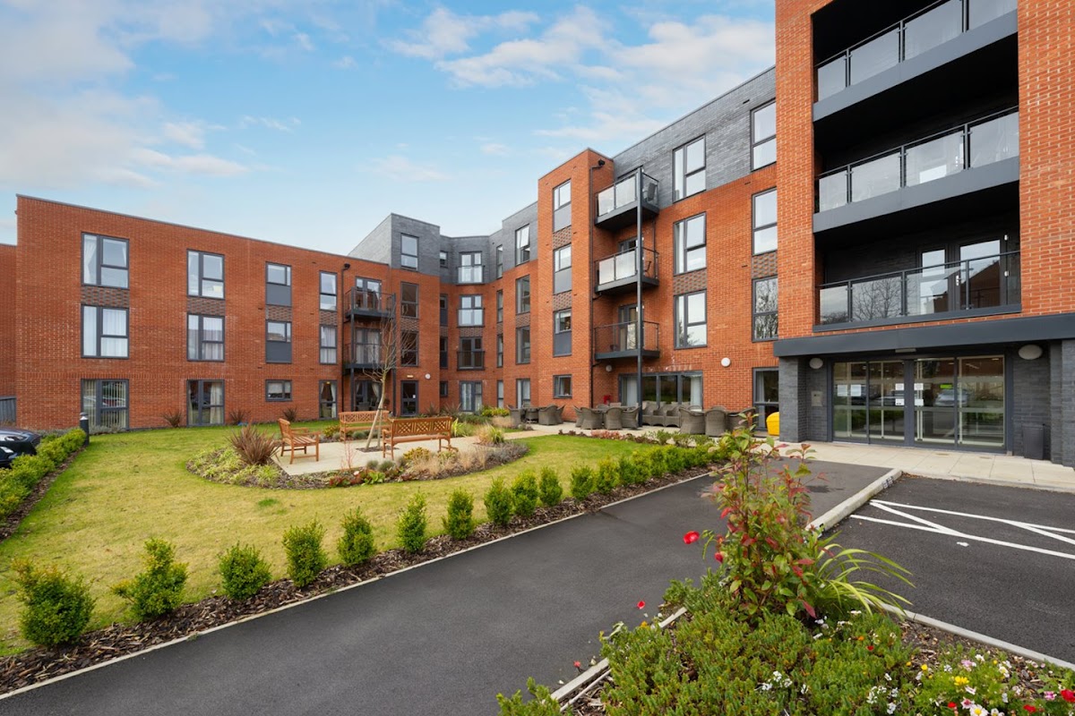 Stowe Place – Retirement Living Plus – McCarthy & Stone
