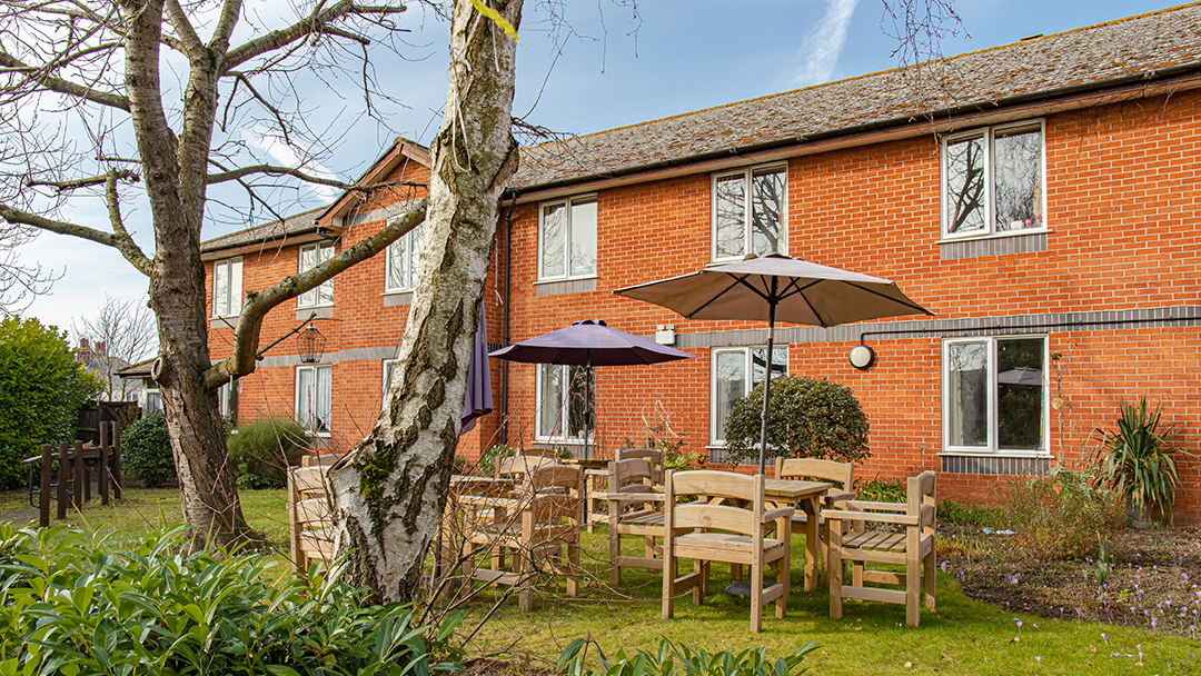 Tall Trees Care Home – Care UK