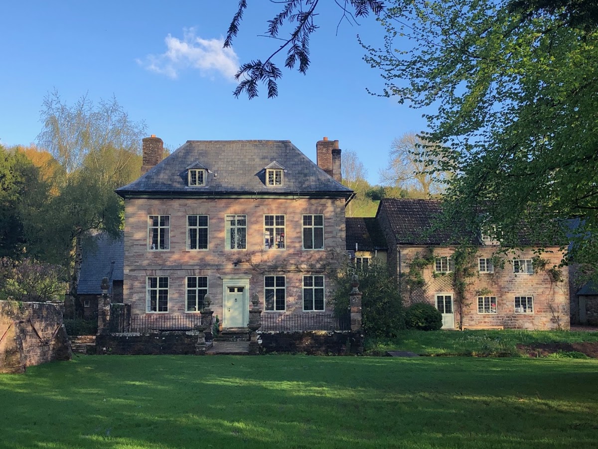 Tan House Newland