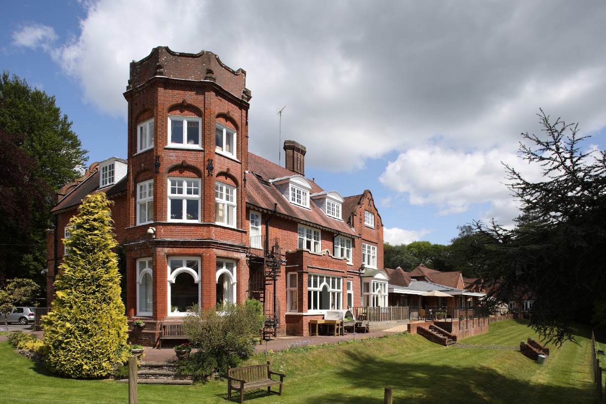 The Huntington & Langham Estate – Dementia and Residential Care