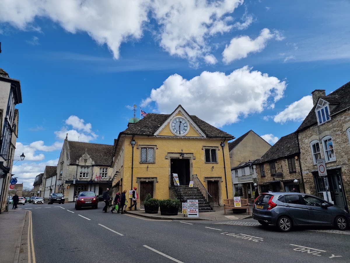 The Snooty Fox Hotel
