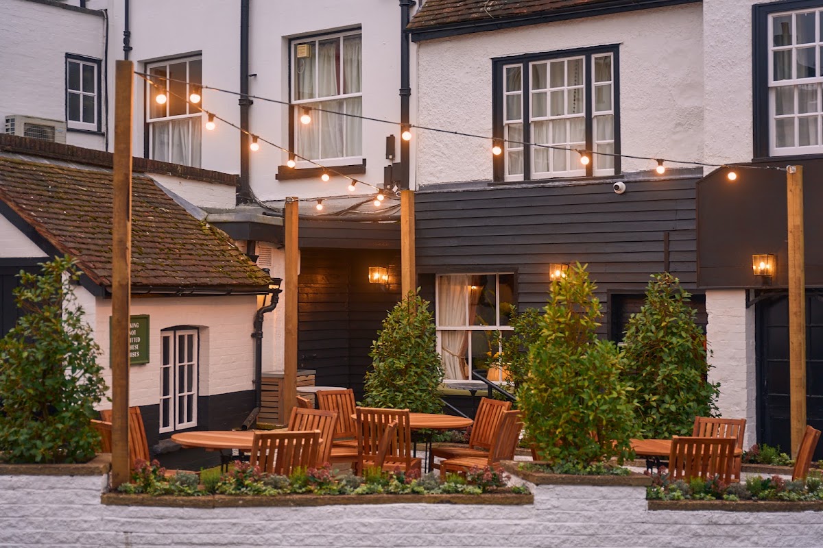 The White Horse, A Heartwood Inn