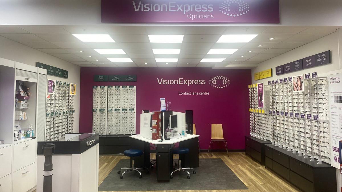 Vision Express Opticians at Tesco – Crawley Hazelwick