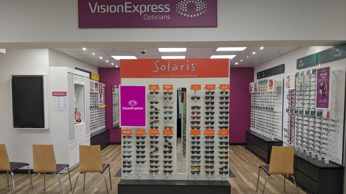Vision Express Opticians at Tesco – Dunstable