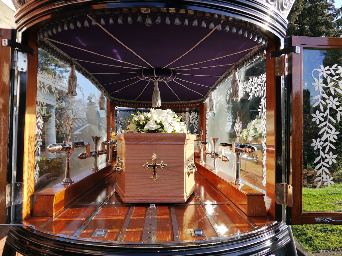 West & Coe Funeral Directors – Grays