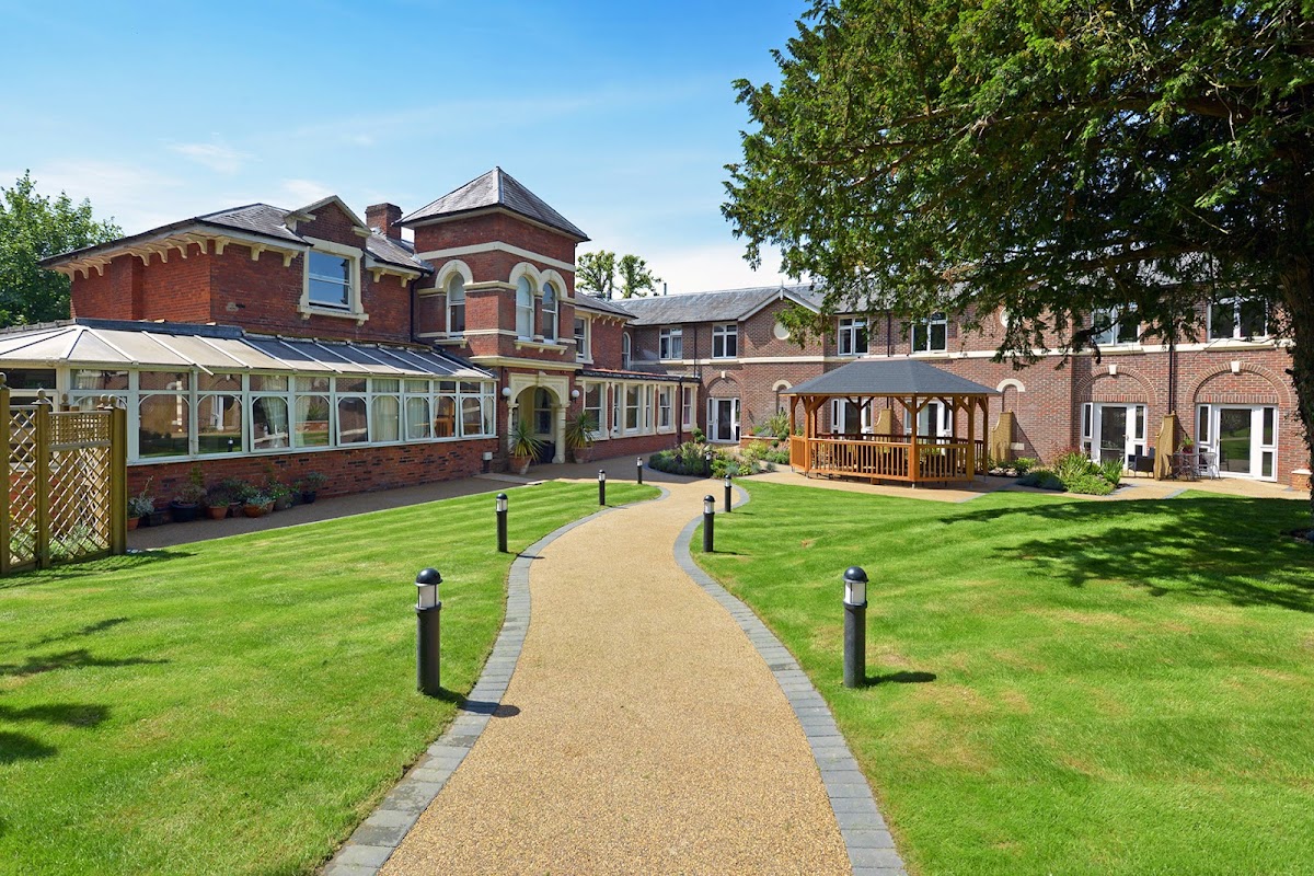 Westerham Place Care Home in Westerham | Wren Retirement Living
