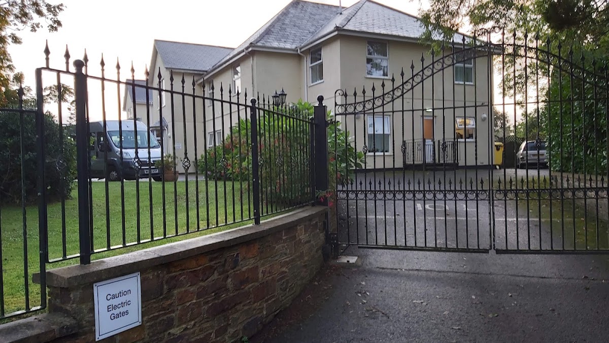 Willow House