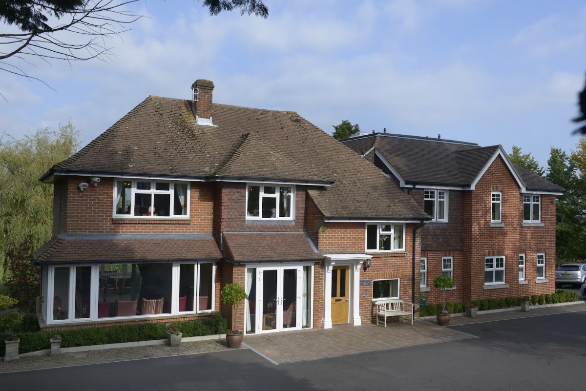 Willow Tree Lodge Ltd